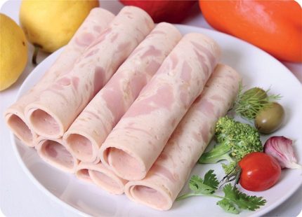 chiken martadella novin gosht kalbasa کالباس مرغ نوین گوشت