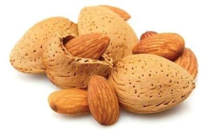Iranian Almond in Shell بادام با پوست ایرانی