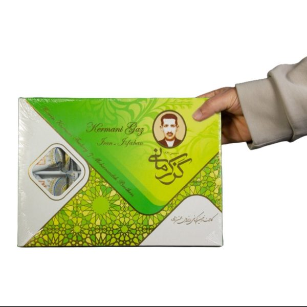 Kermani Gaz with 18% Pistachio Nuts گز لقمه ای با 18 درصد مغز پسته
